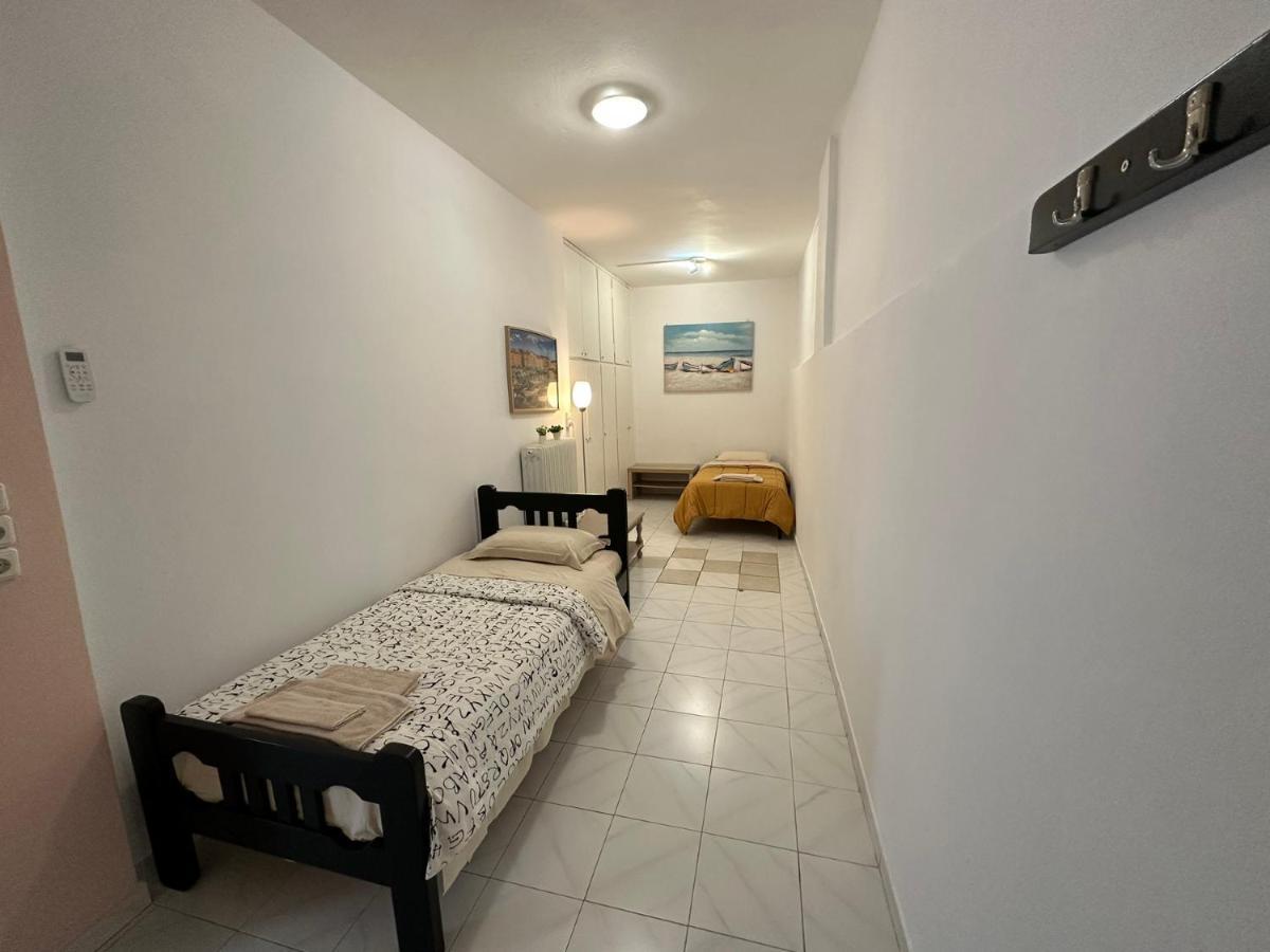 La Vita Apartments-Near Airport & Sea Ártemida Kültér fotó