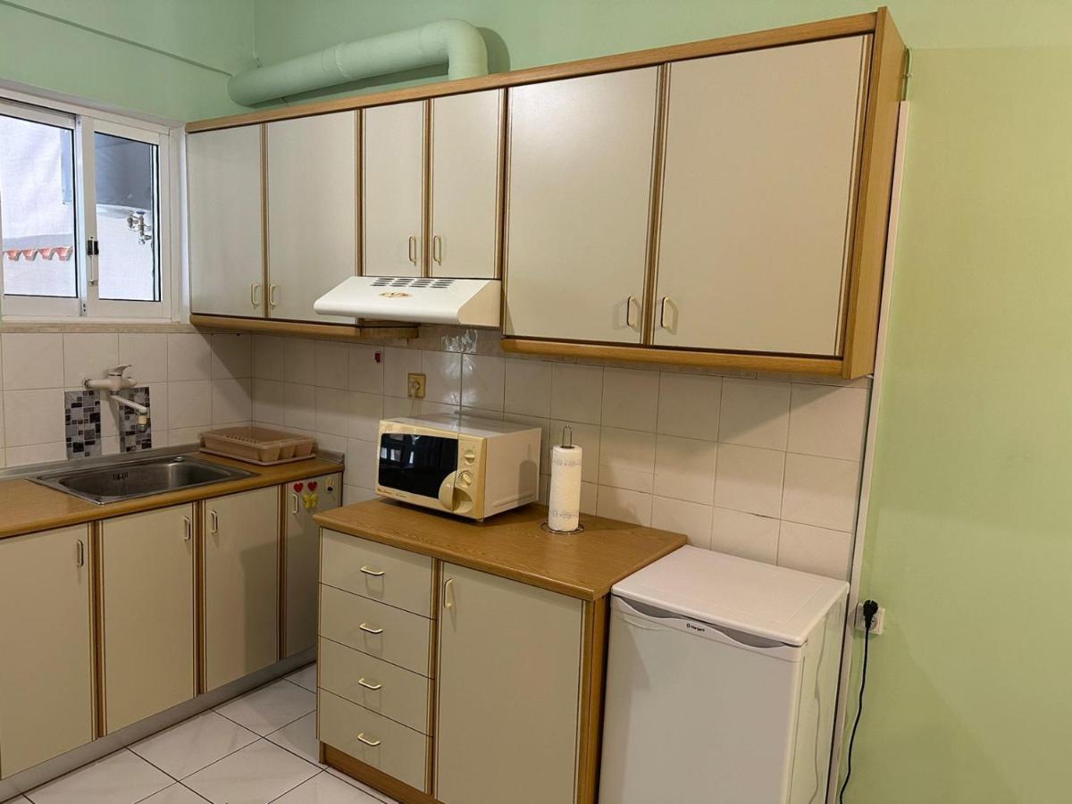 La Vita Apartments-Near Airport & Sea Ártemida Kültér fotó