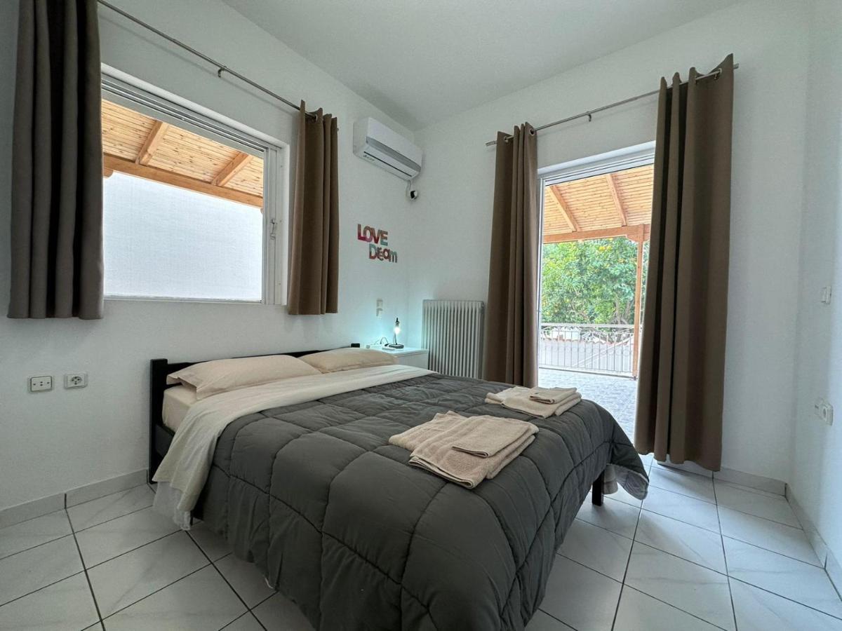 La Vita Apartments-Near Airport & Sea Ártemida Kültér fotó