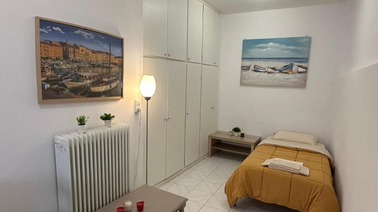 La Vita Apartments-Near Airport & Sea Ártemida Kültér fotó
