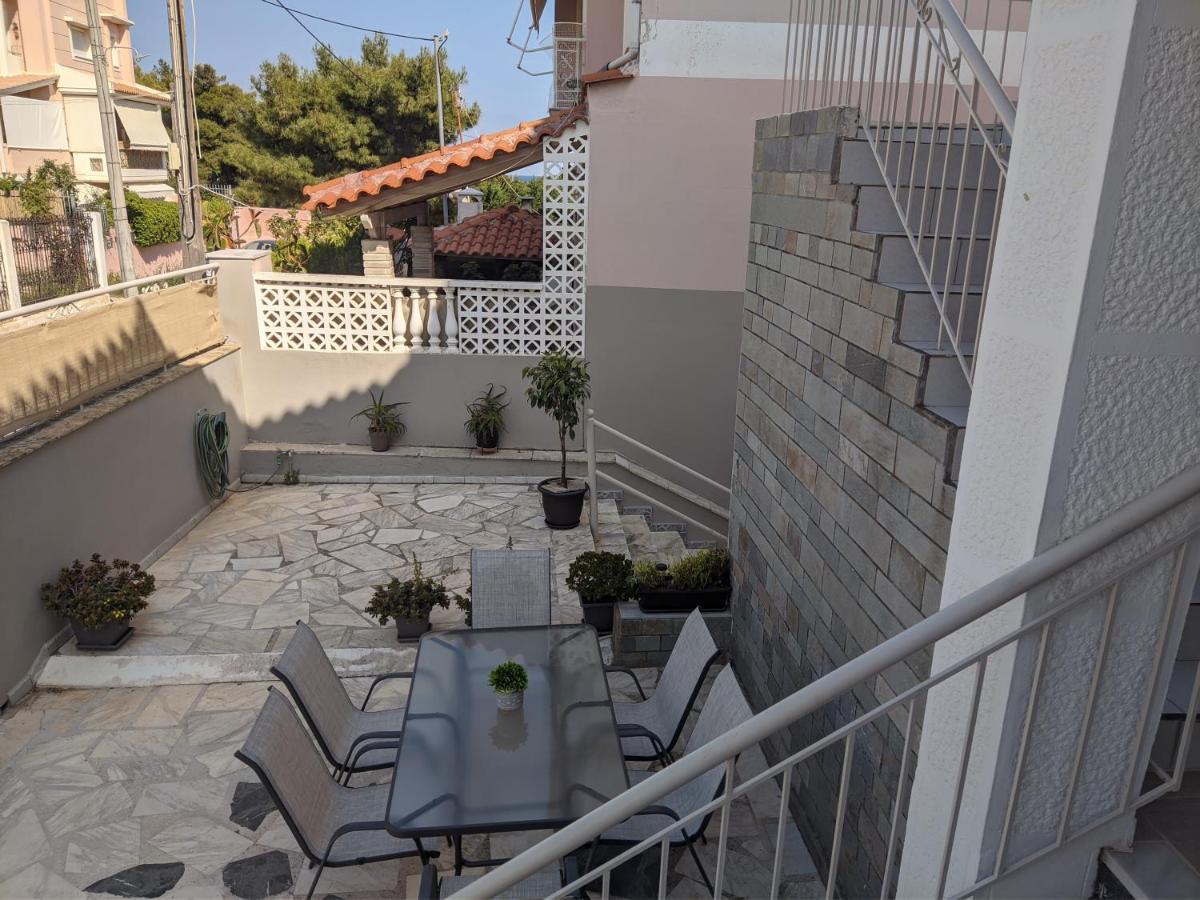 La Vita Apartments-Near Airport & Sea Ártemida Kültér fotó