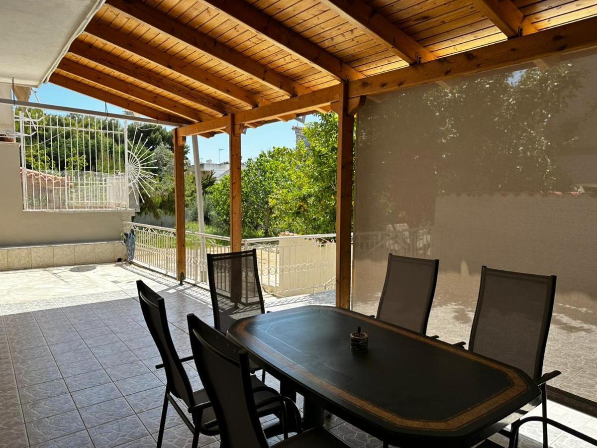 La Vita Apartments-Near Airport & Sea Ártemida Kültér fotó