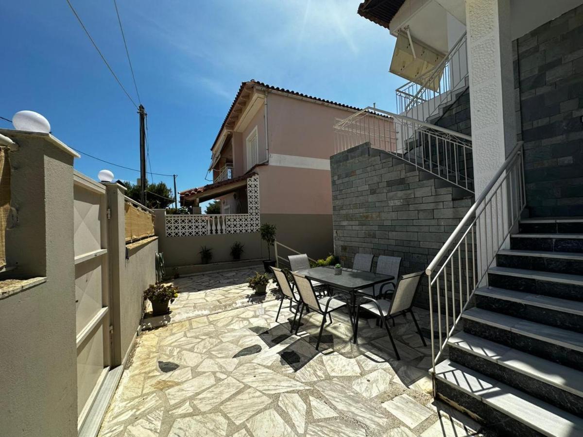 La Vita Apartments-Near Airport & Sea Ártemida Kültér fotó