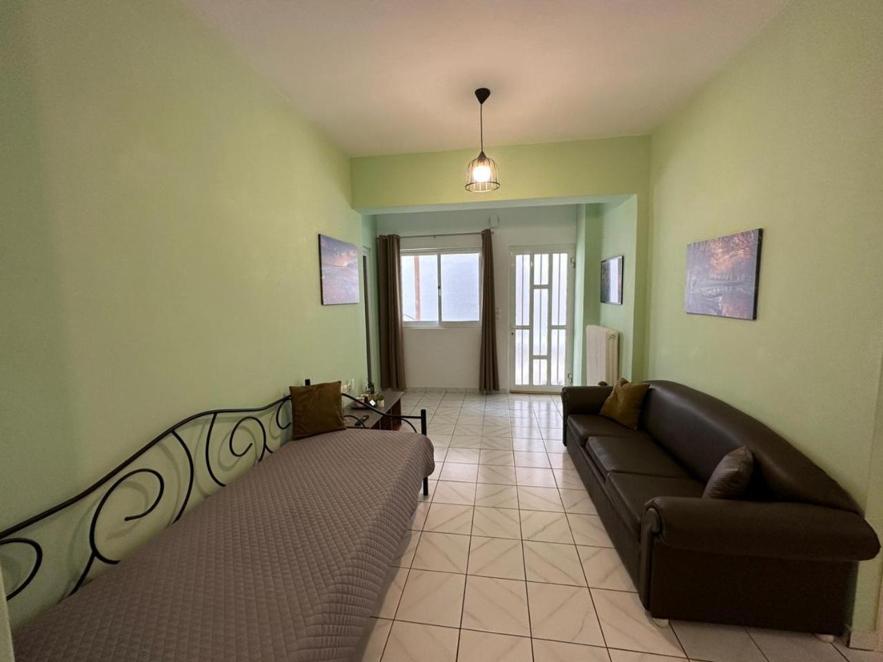 La Vita Apartments-Near Airport & Sea Ártemida Szoba fotó